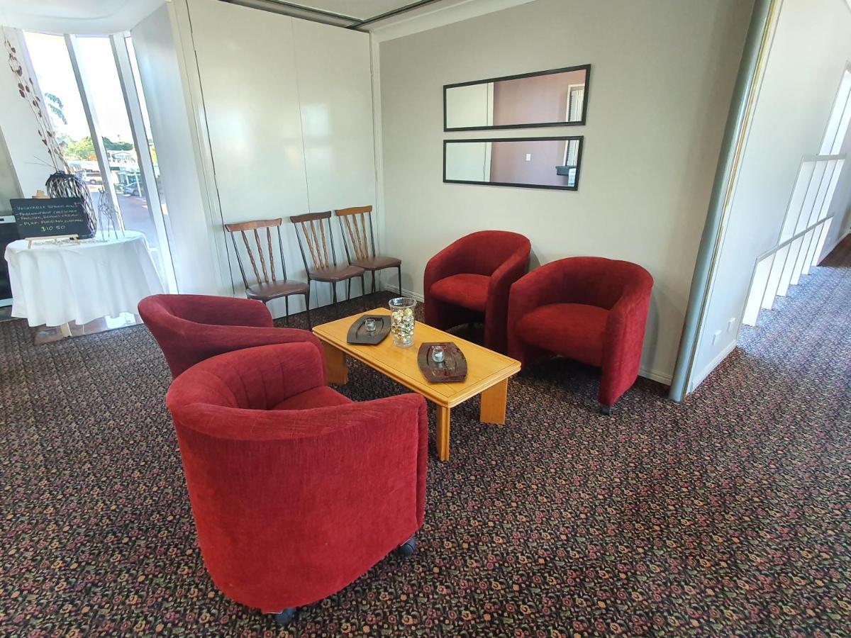 Mcnevins Maryborough Motel Экстерьер фото