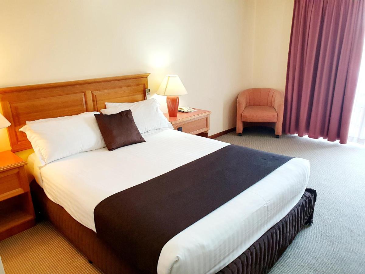 Mcnevins Maryborough Motel Экстерьер фото