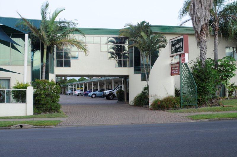 Mcnevins Maryborough Motel Экстерьер фото