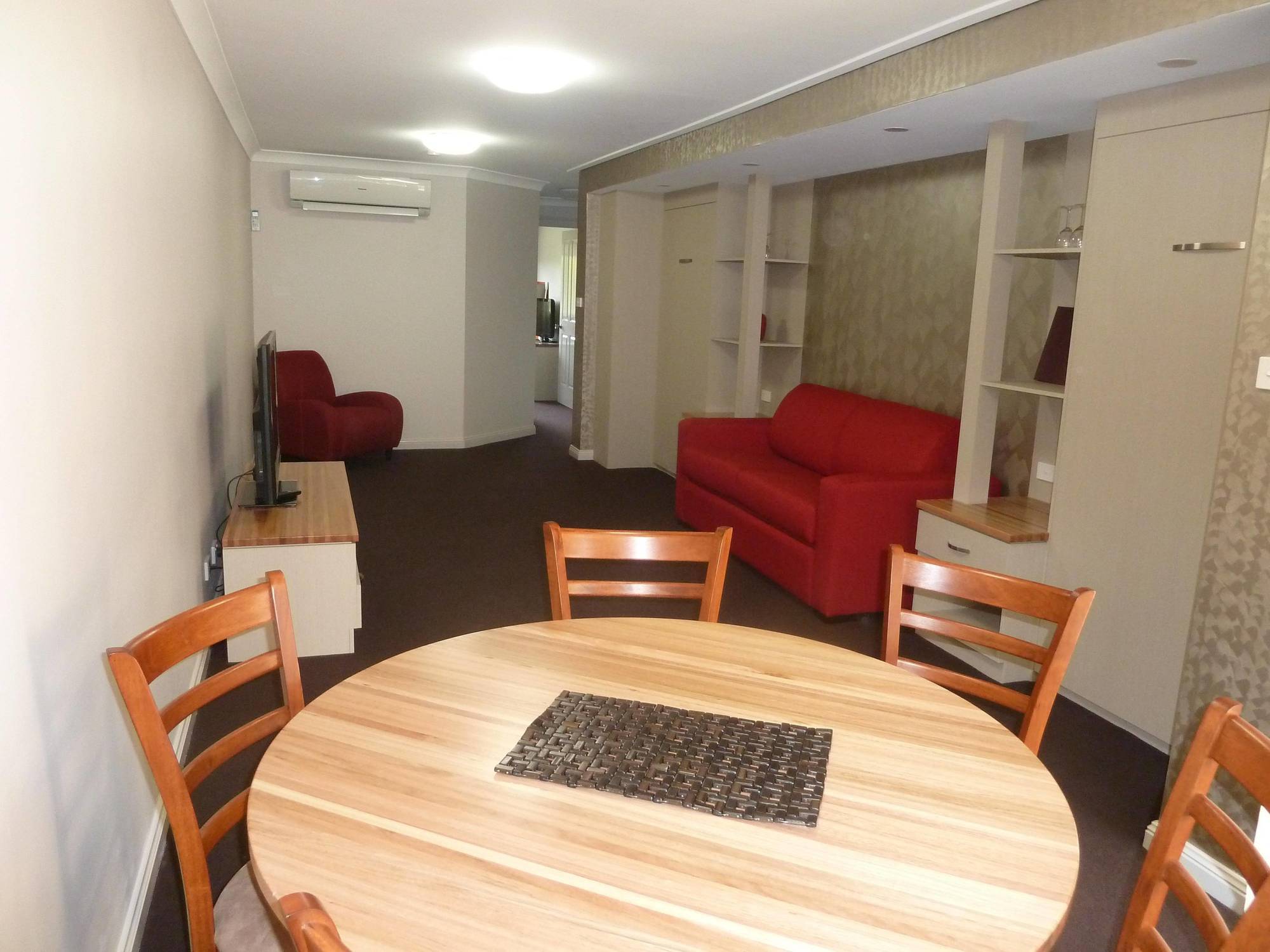 Mcnevins Maryborough Motel Экстерьер фото